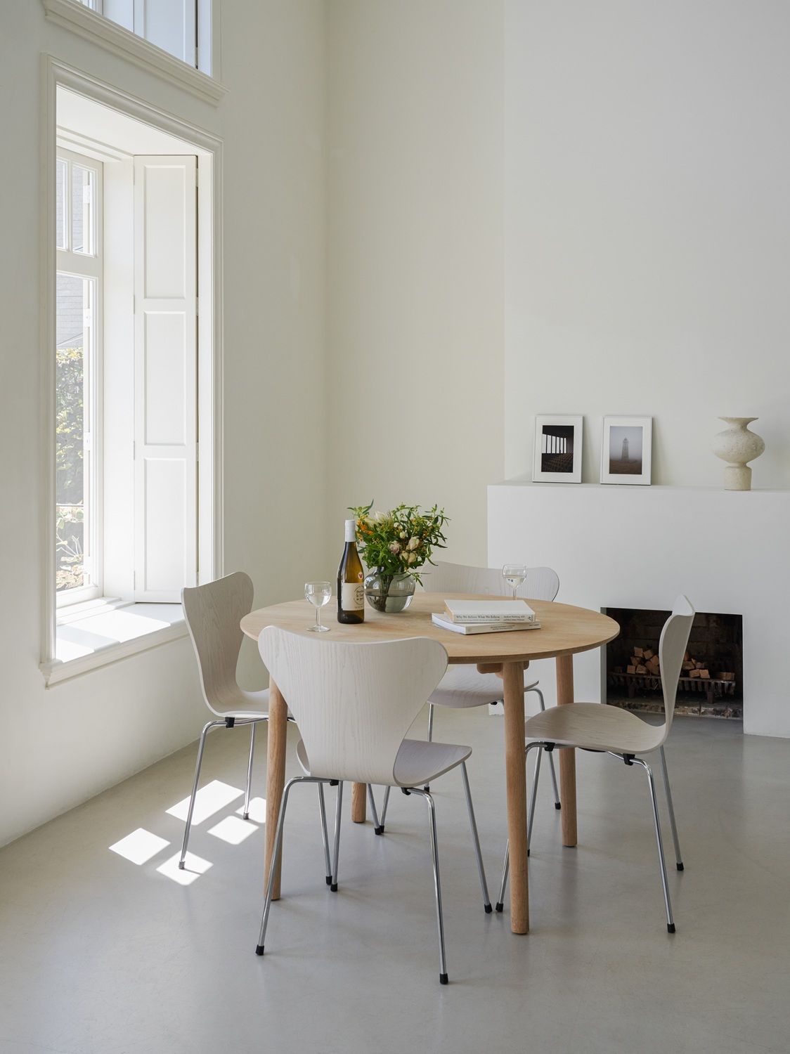 Siebener / Serie Stuhl 3107 Esche 4-er Set Nine grey Fritz Hansen EINZELSTÜCK