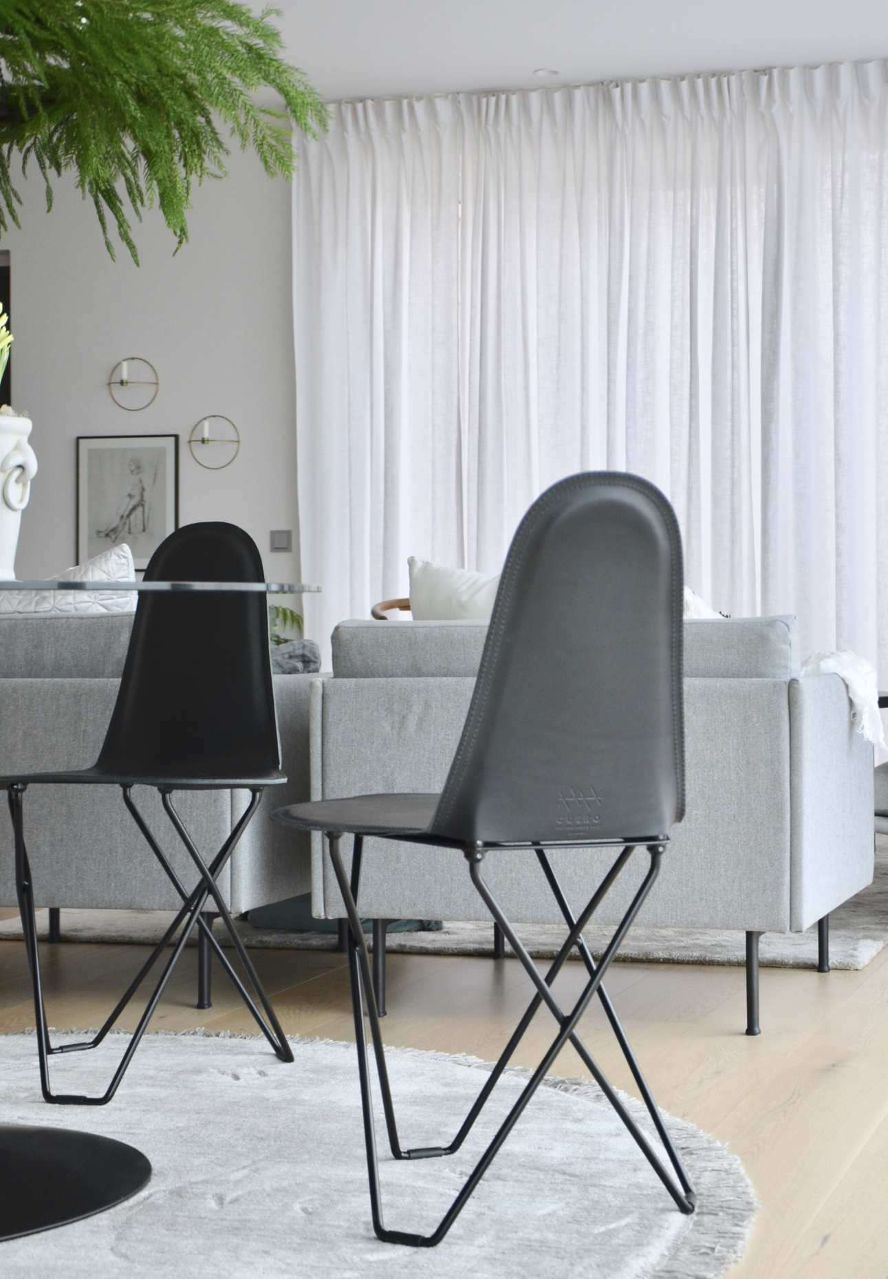 Cactus Stuhl mit Leder bezogen Cuero