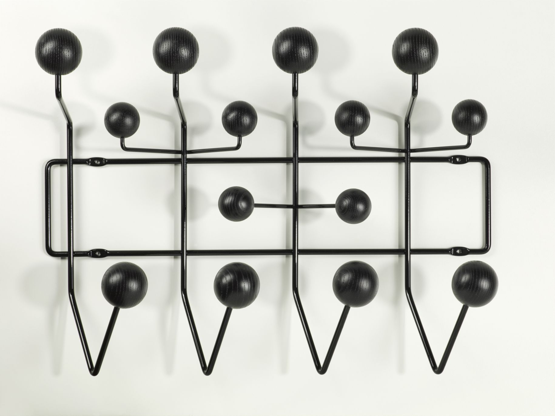 Eames Hang it all Garderobe Esche schwarz Vitra