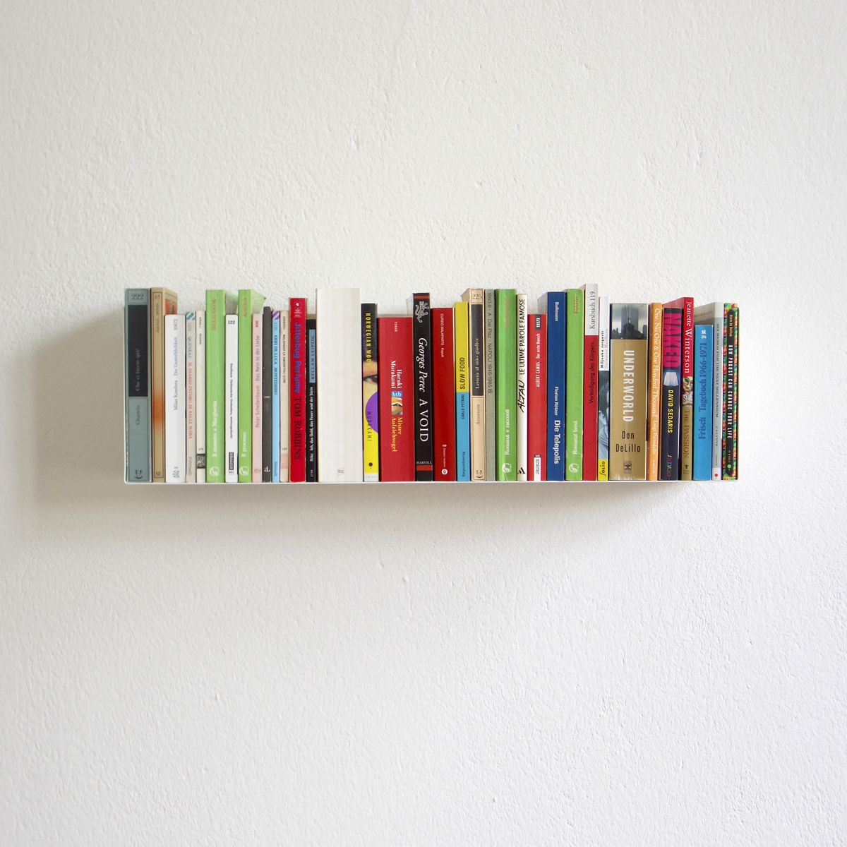 Taschenbuchregal a Linea1 by Müller Möbelwerkstätten
