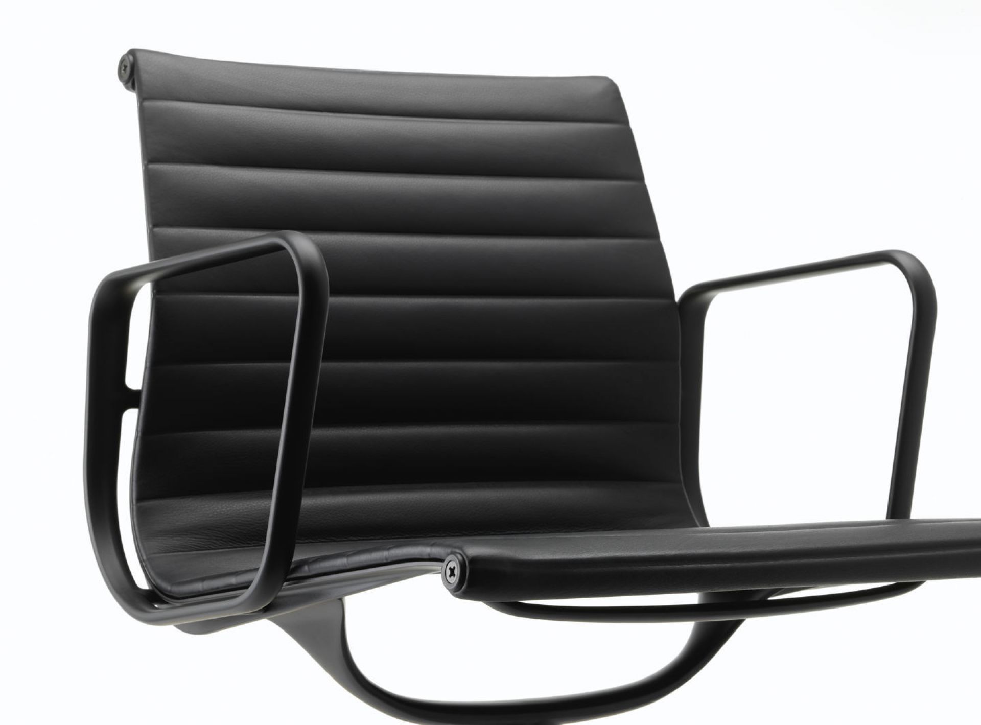 Aluminium Chair EA108 / EA 108 Stuhl Vitra