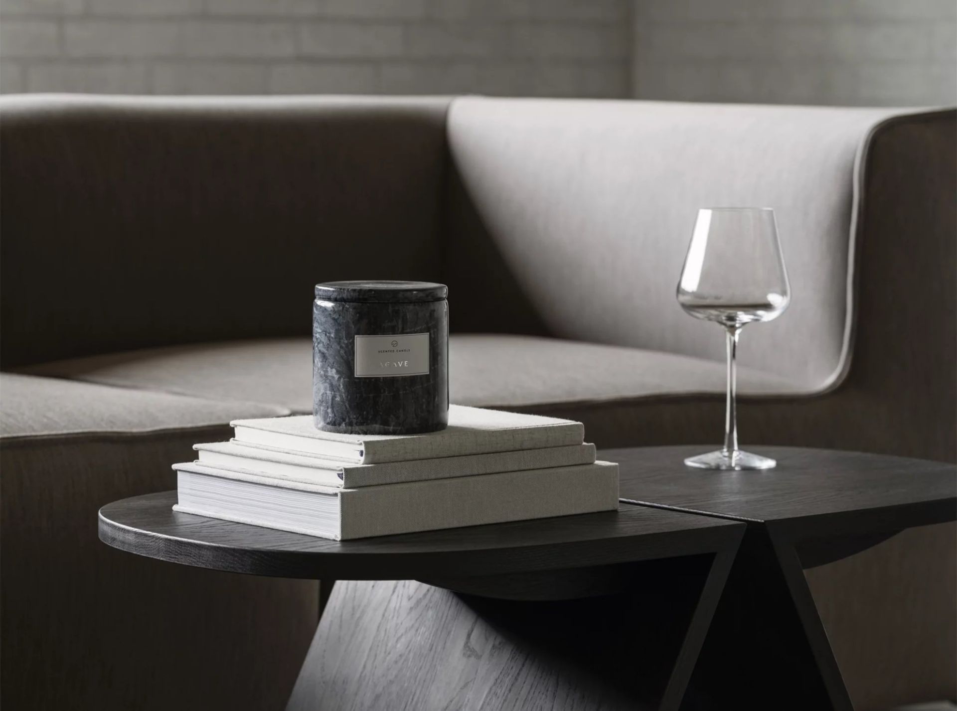 Avio Beistelltisch B 80 x T 43 x H 38 cm Blomus