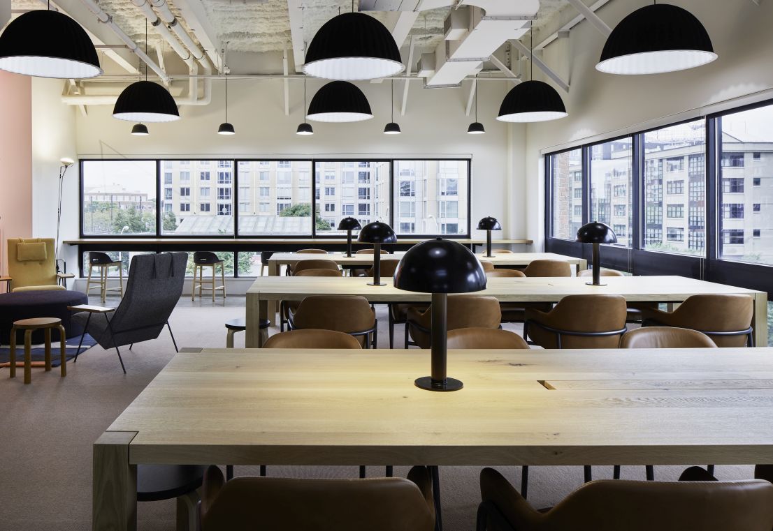 TA22 Holborn Tisch e15