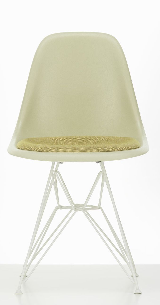 Eames Fiberglass Chair DSR Stuhl mit Sitzpolster Vitra