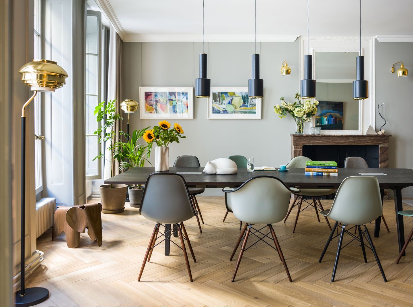 Eames Fiberglass Chair DSW Stuhl mit Sitzpolster Vitra