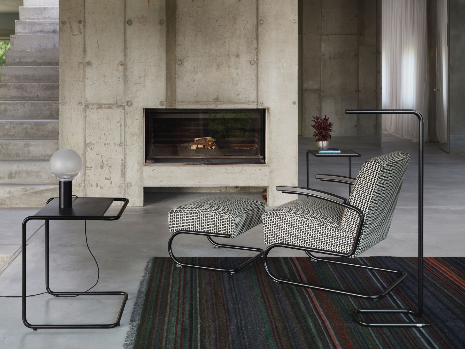B97 a Beistelltisch Thonet