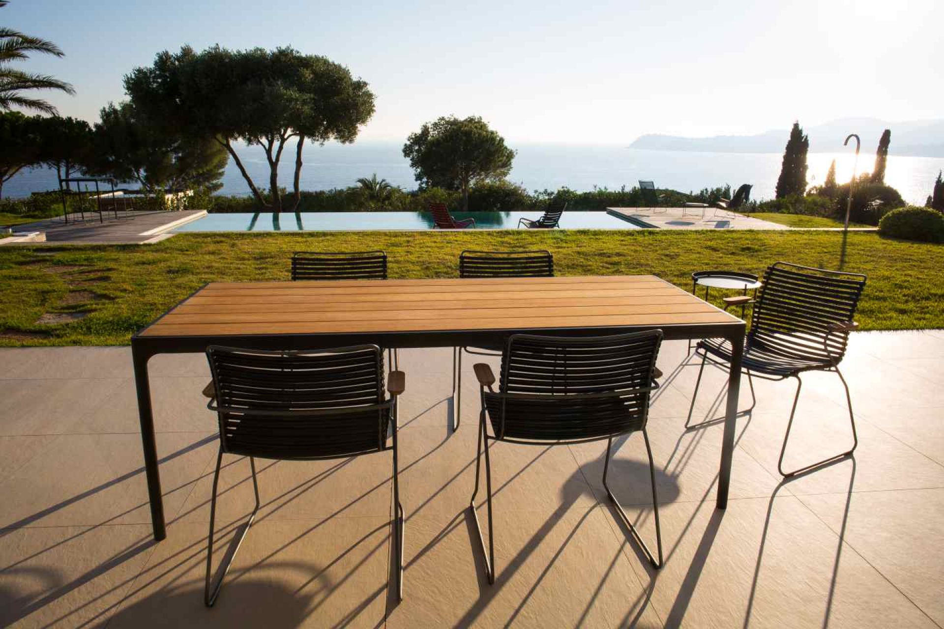 Four Dining table Outdoor Esstisch Houe