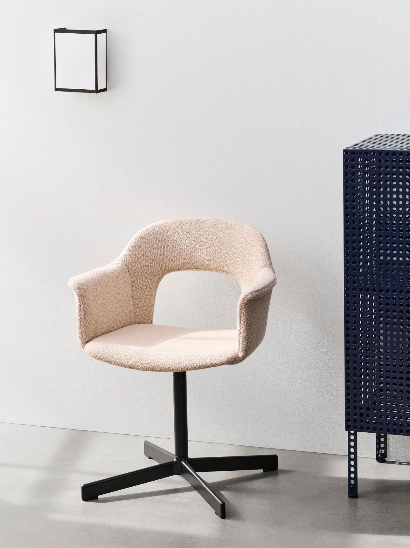 Ava Square Wall Lamp Wandleuchte Hay