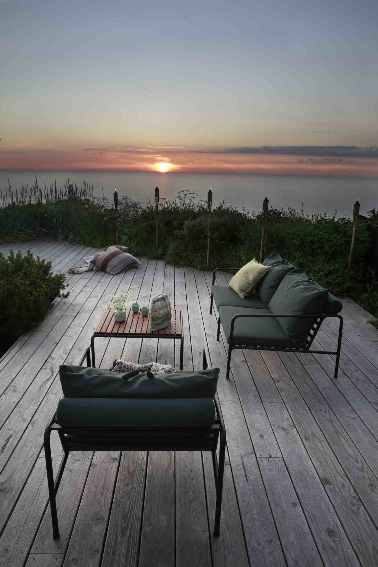 Avon Lounge Table Outdoor Tisch Houe