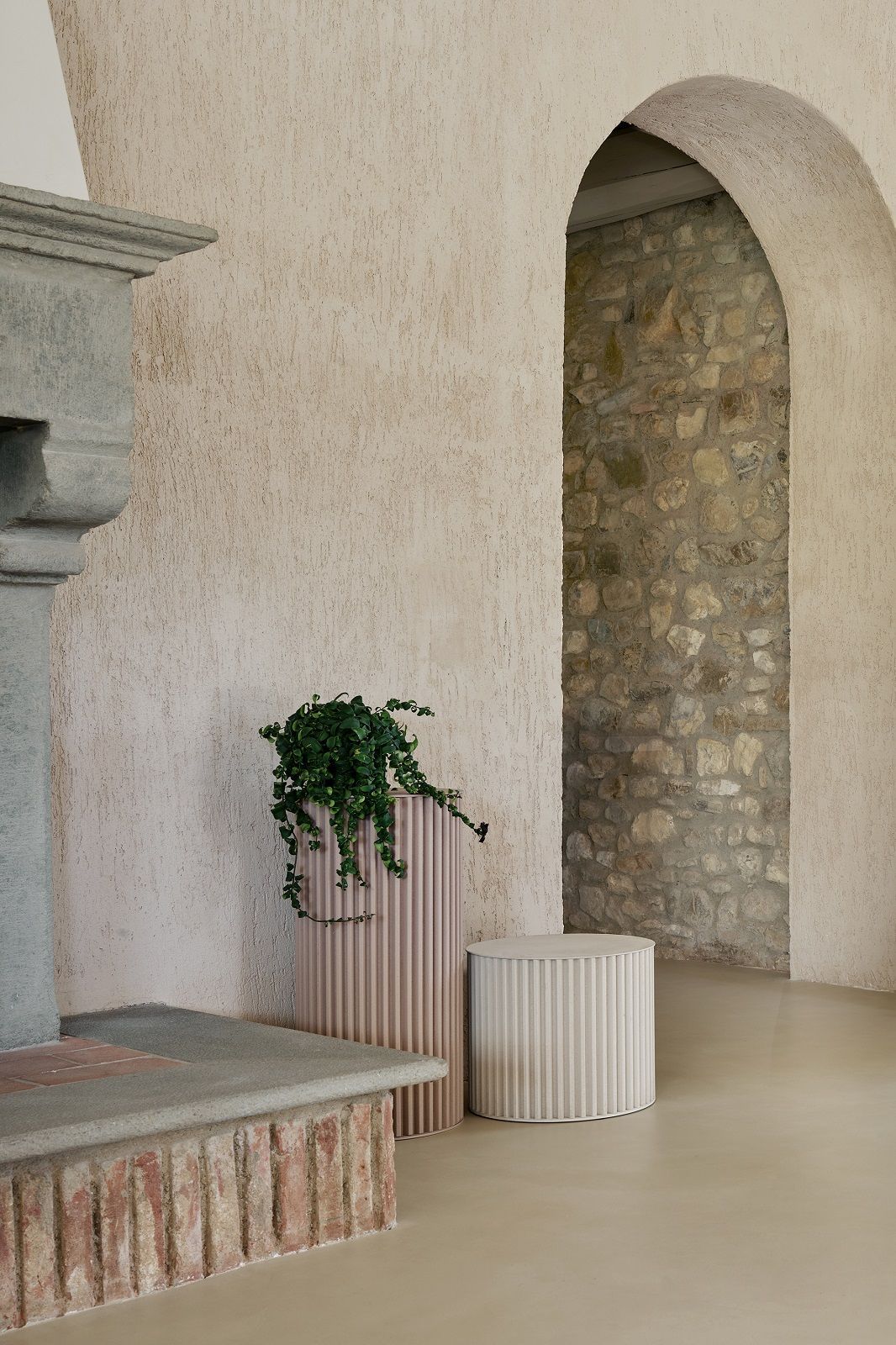 Herclino Side table Beistelltisch Indoor / Outdoor Taubengrau Opinion Ciatti 