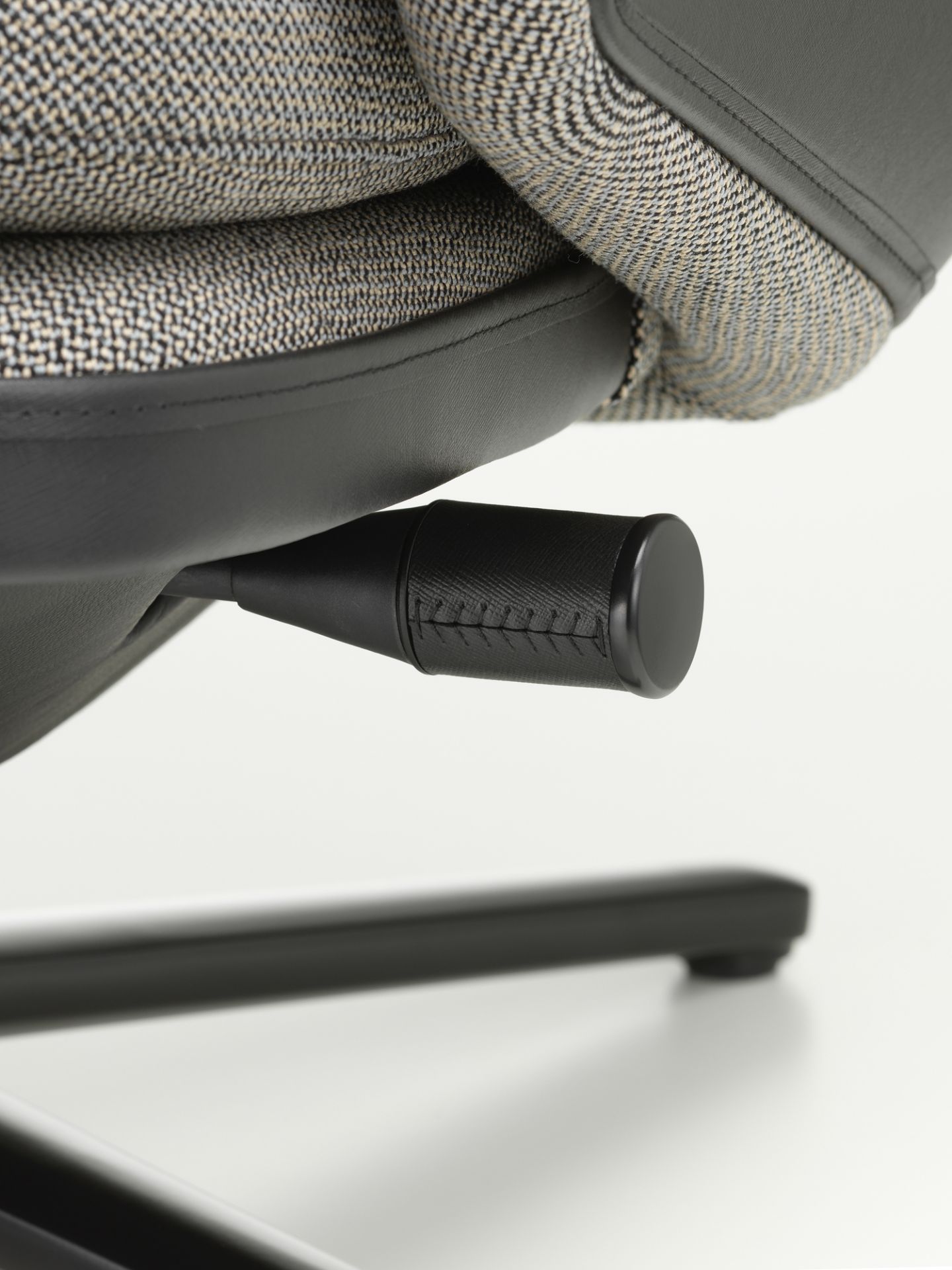 Grand Relax Sessel & Ottoman Vitra
