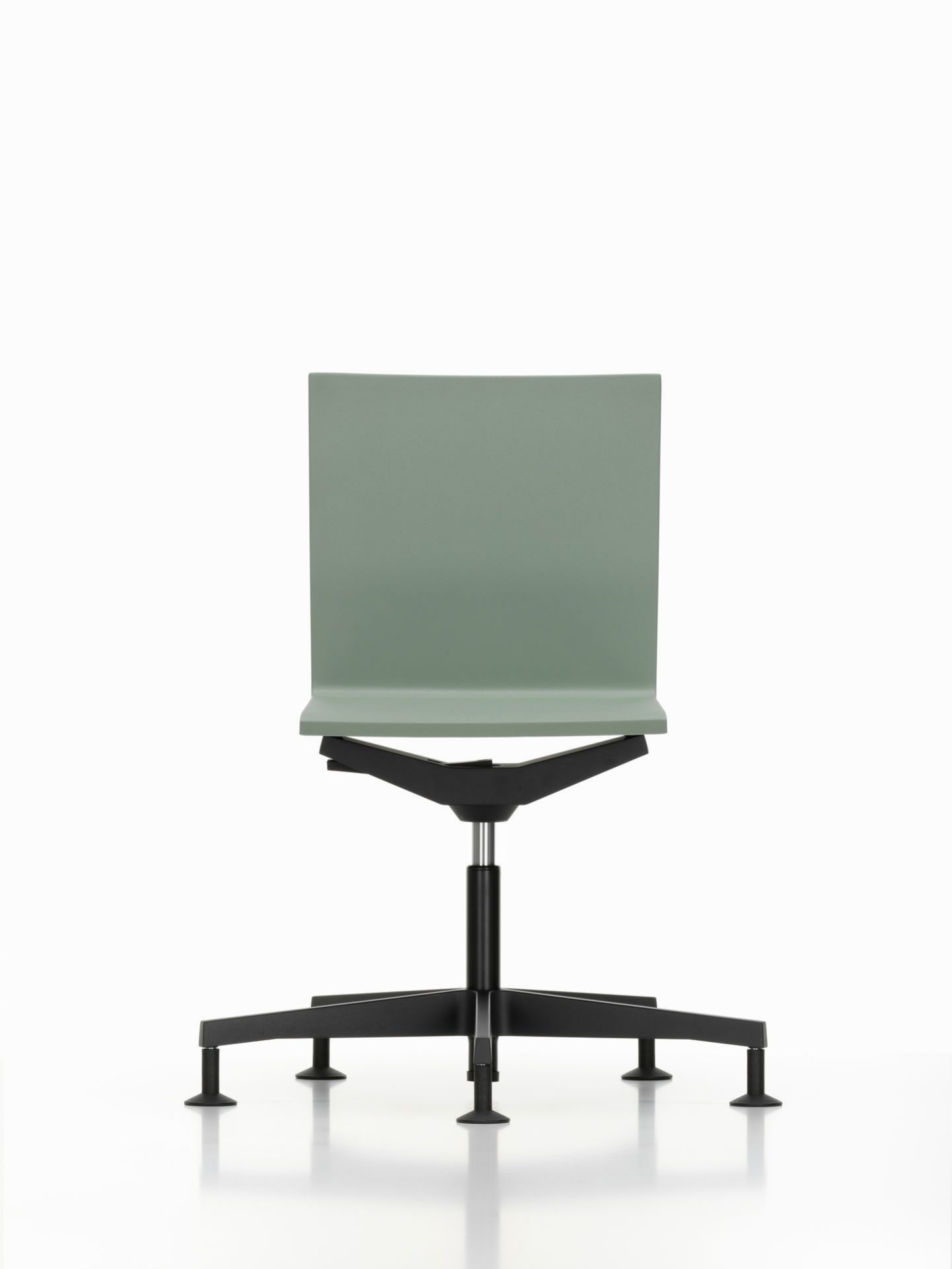 .04 Bürodrehstuhl ohne Armlehne Vitra
