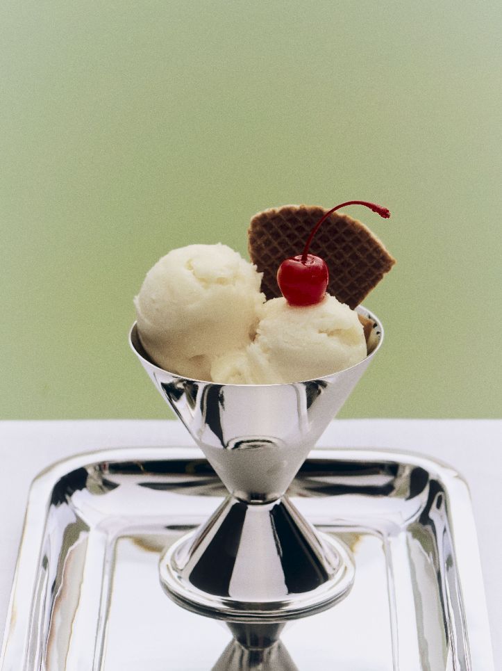 Essential Steel Cone Ice Cup Eisbecher Hay