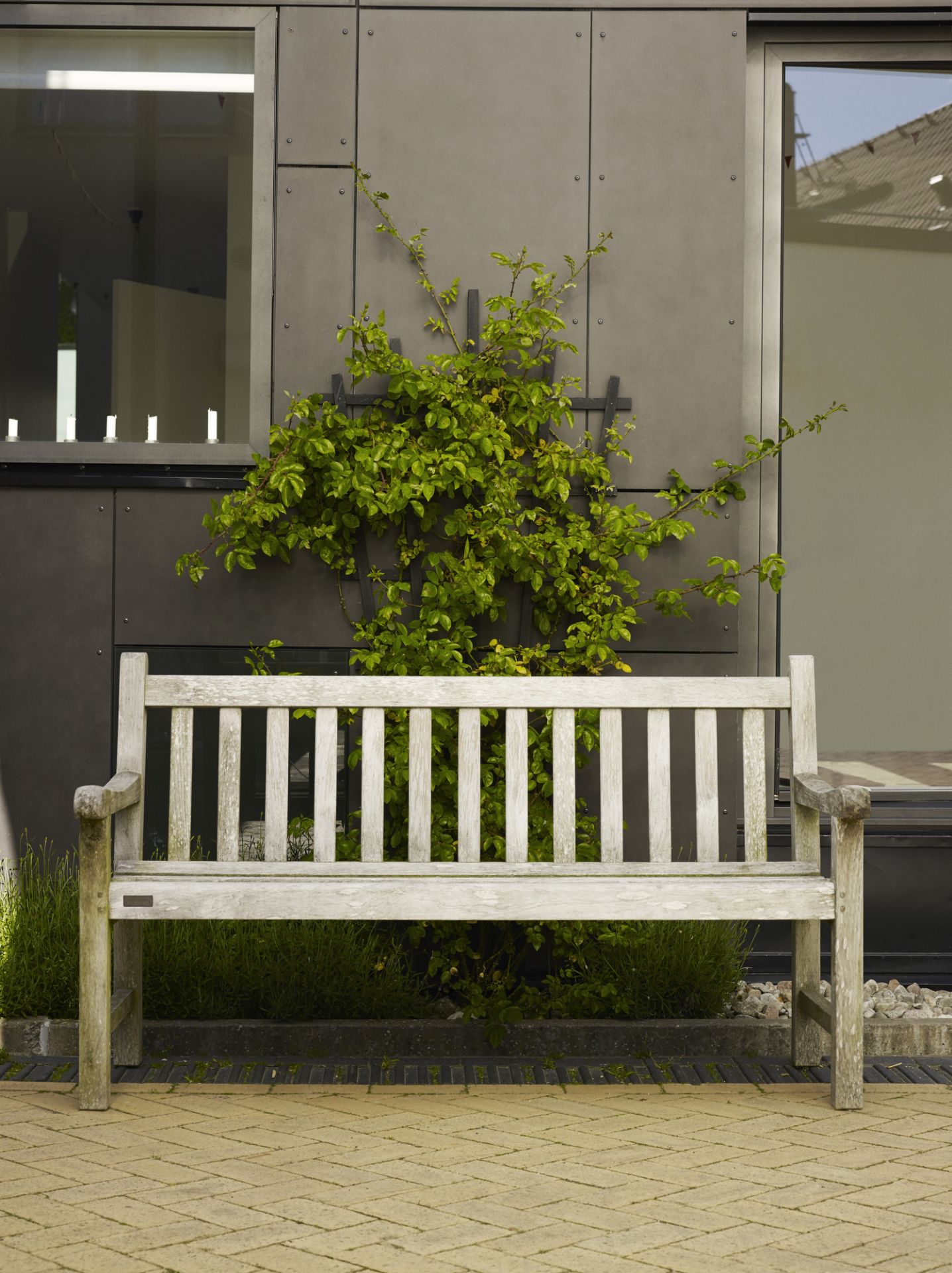 England Bench Bank Outdoor Skagerak by Fritz Hansen