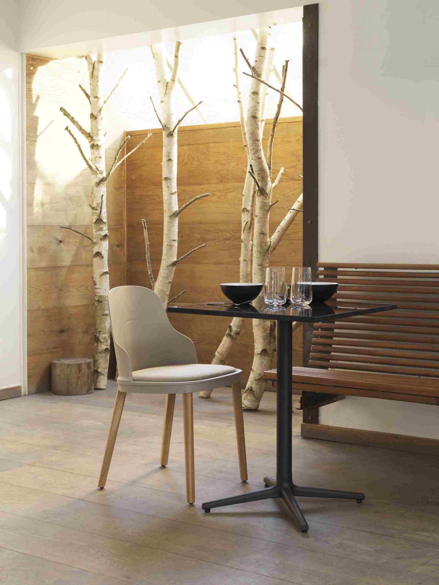 Allez Tisch 4L H75 cm 60x60 cm Kaffeetisch Normann Copenhagen