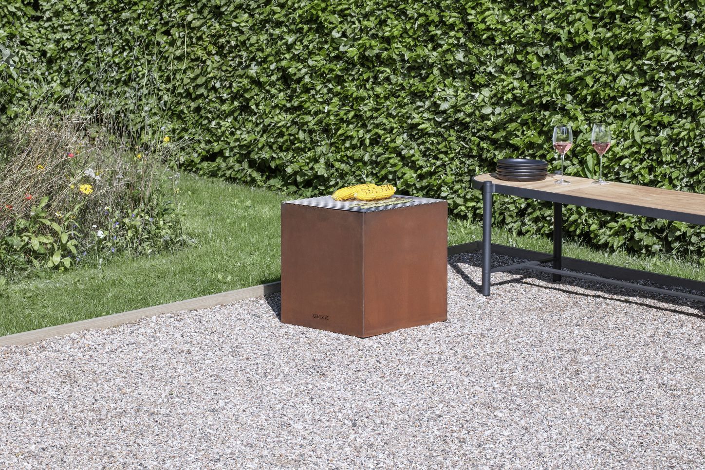 FireCube Feuerschale und Grill Eva Solo 