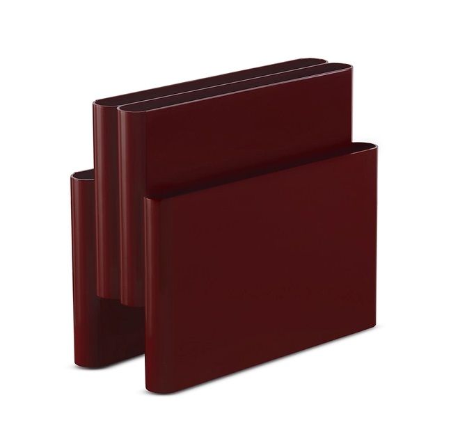 Burgunderroter Kartell Zeitungsständer/Magazine Rack aus Kunststoff, modernes Design für Zeitschriften und Zeitungen.