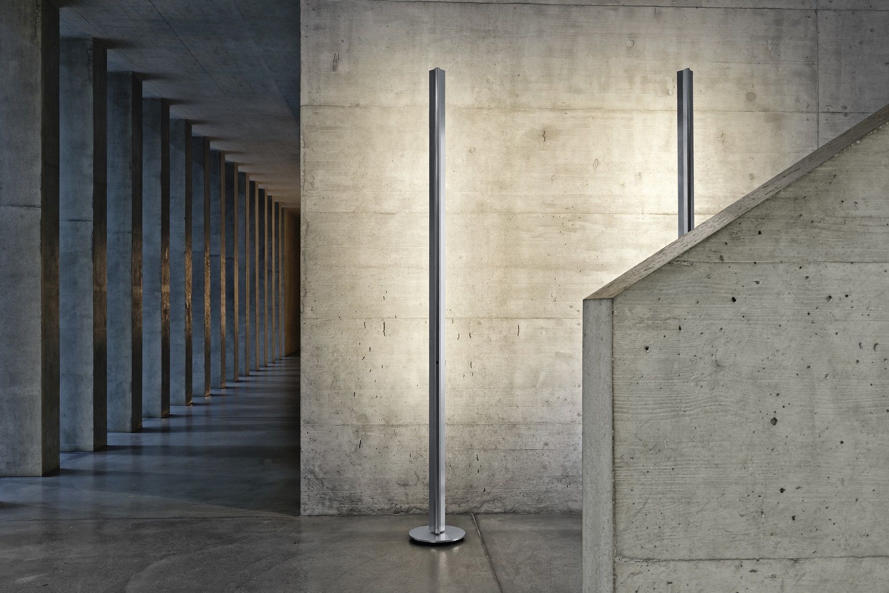 Ypsilon Stehleuchte Belux