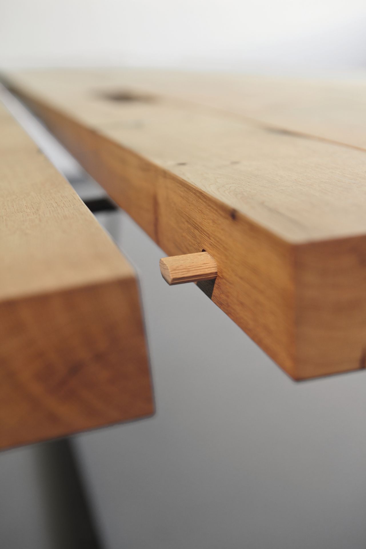 BB 11 Clamp Tisch Eiche geräuchert Janua