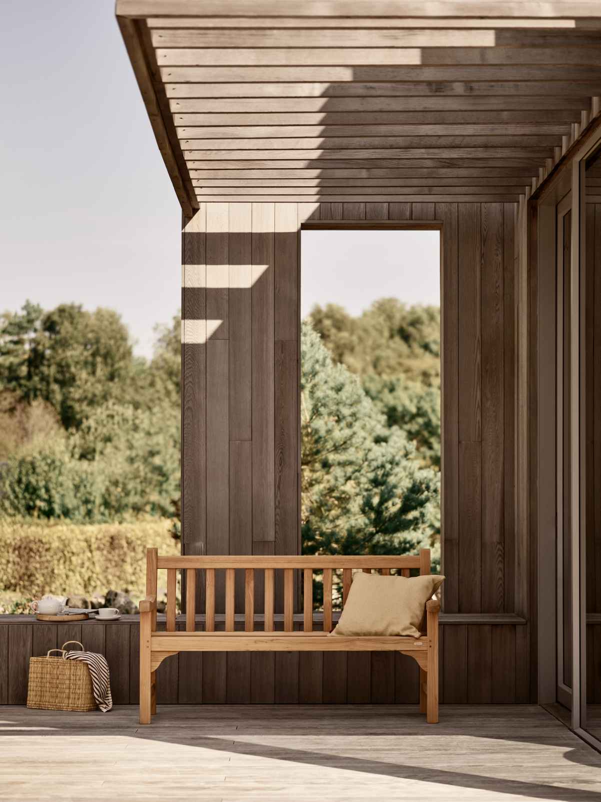 England Bench Bank Outdoor Skagerak by Fritz Hansen