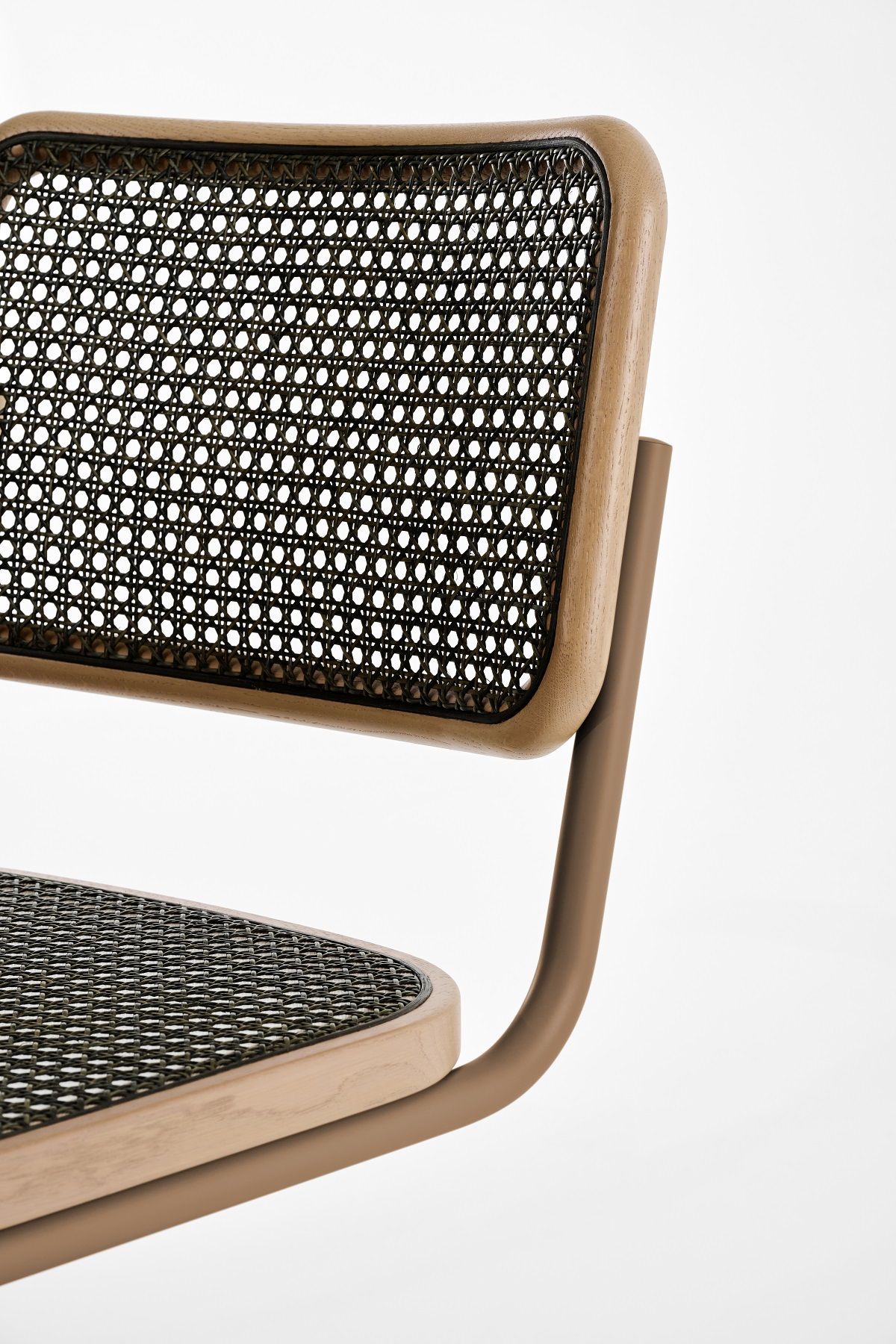 S 32 V Stahlrohr Klassiker Freischwinger Thonet