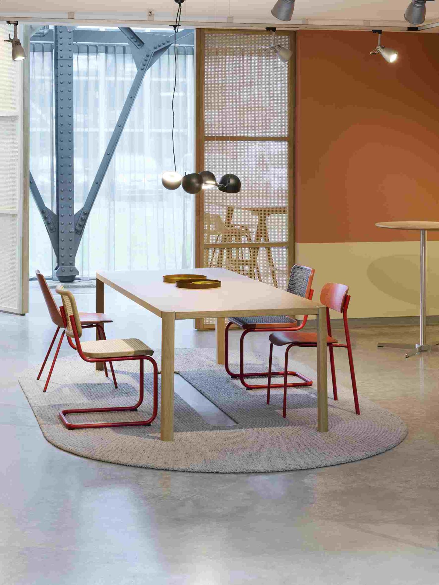 S 243 / S243 Stahlrohr Stuhl Thonet