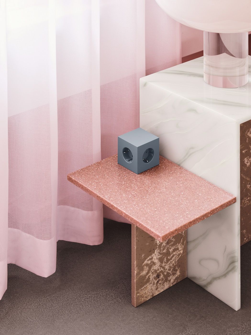 Square 1 - Avolt Steckdosenwürfel mit USB C dfp Design Shark blau