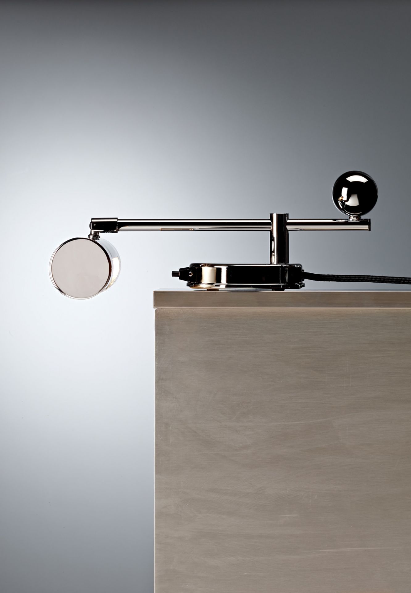 DS 28 / DS28 De Stijl Klavierleuchte Tecnolumen