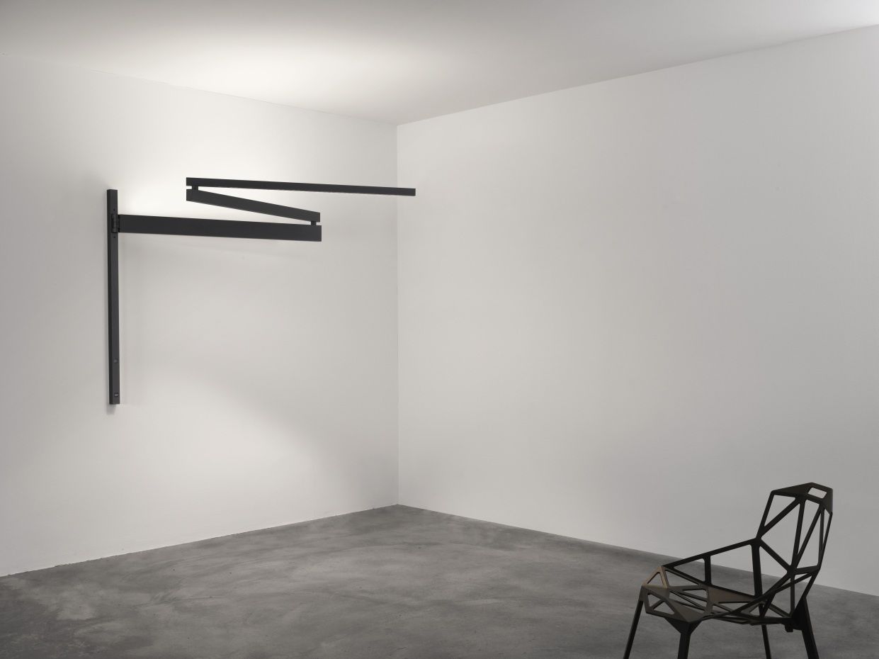 Black Flag Pro Wandleuchte Flos
