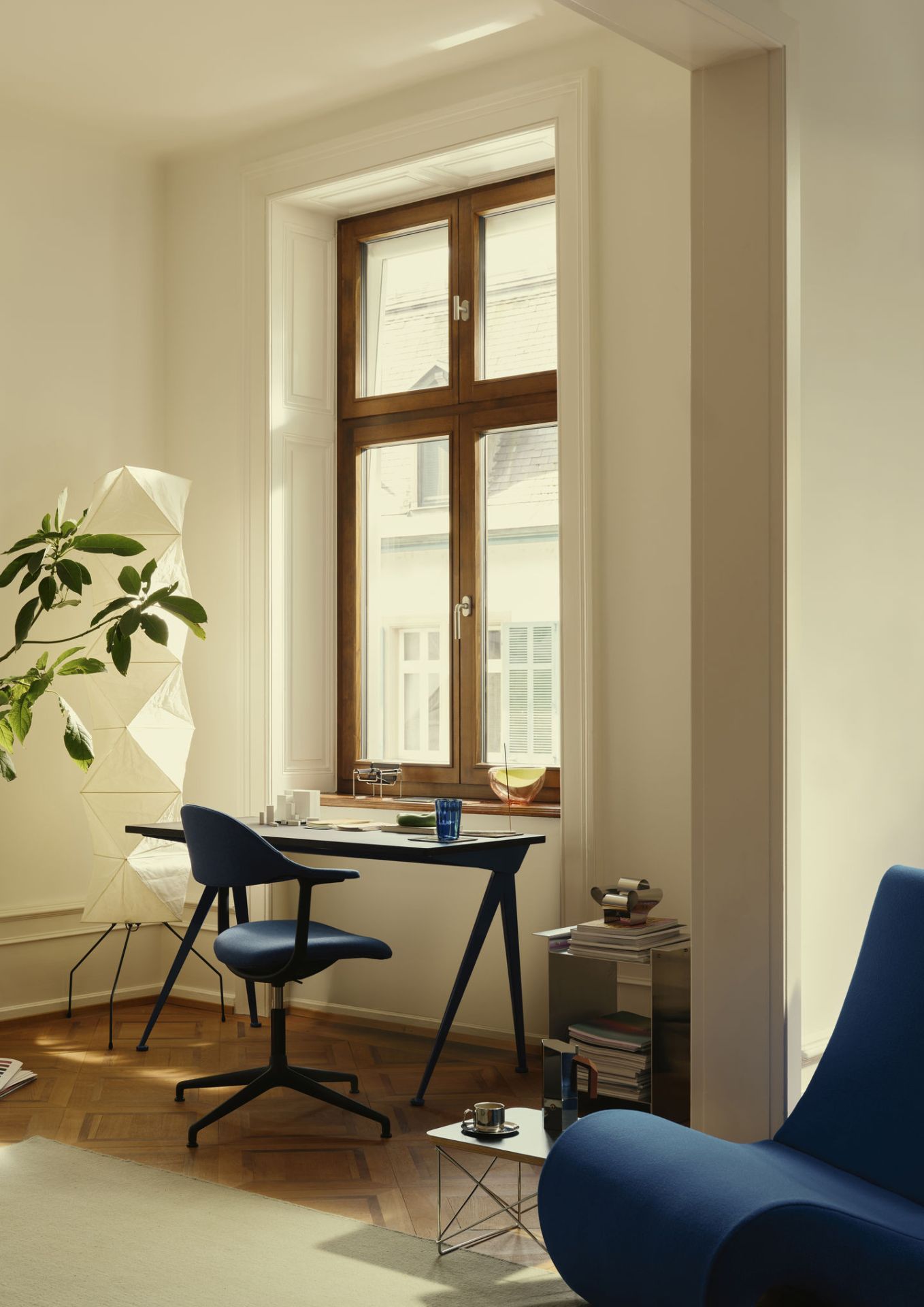 Mynt Rücken und Sitz Kunststoff Bürodrehstuhl Vitra