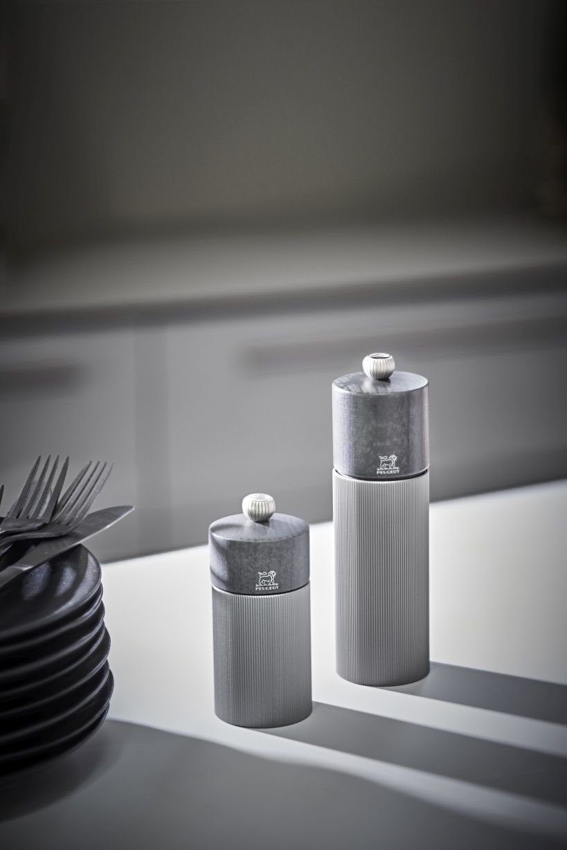 Line Pfeffermühle H 18 cm Graphit & Carbon Peugeot 