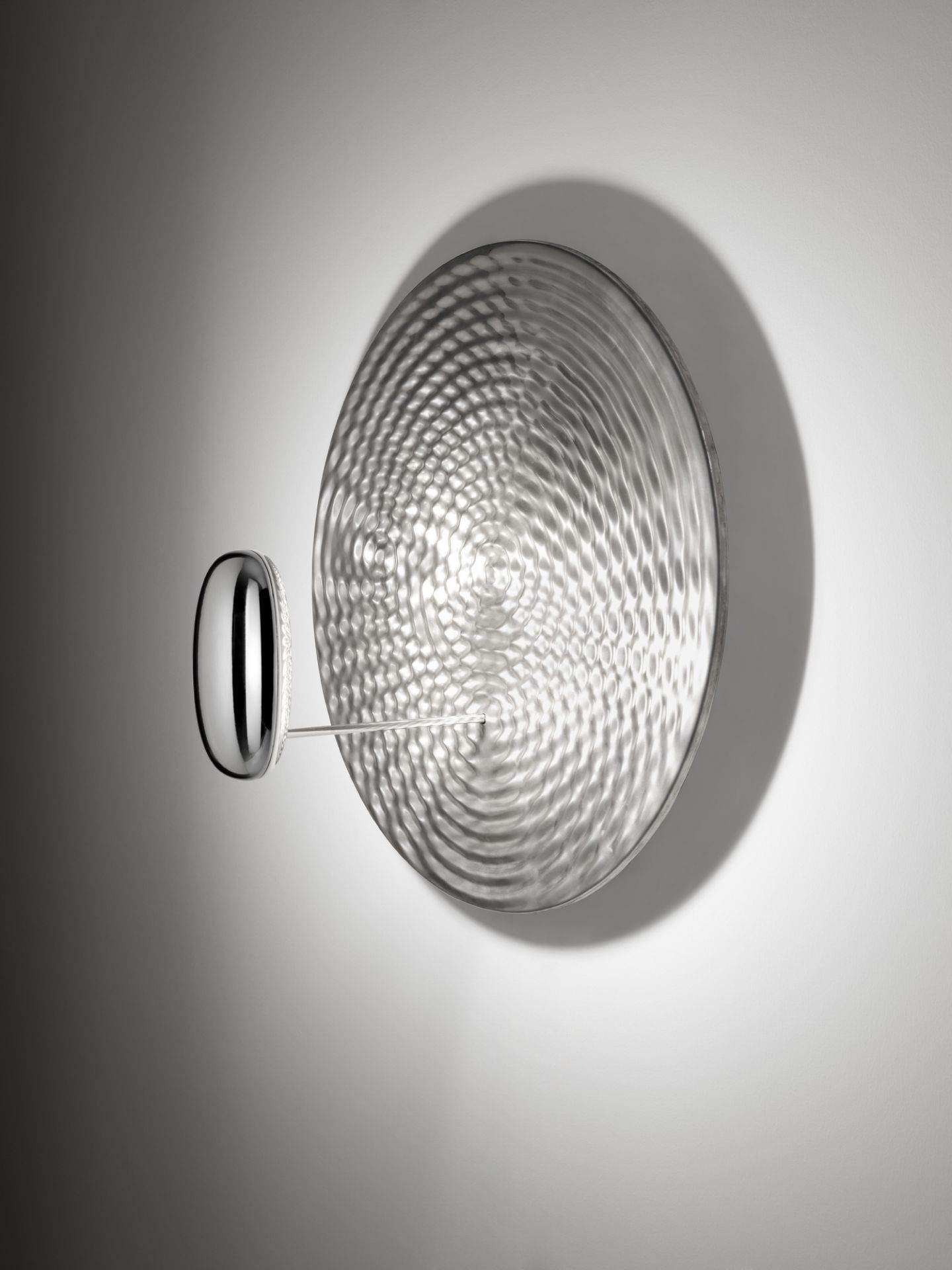 Droplet Mini LED Wall/Ceiling Wand/Deckenleuchte Chrom glänzend Artemide