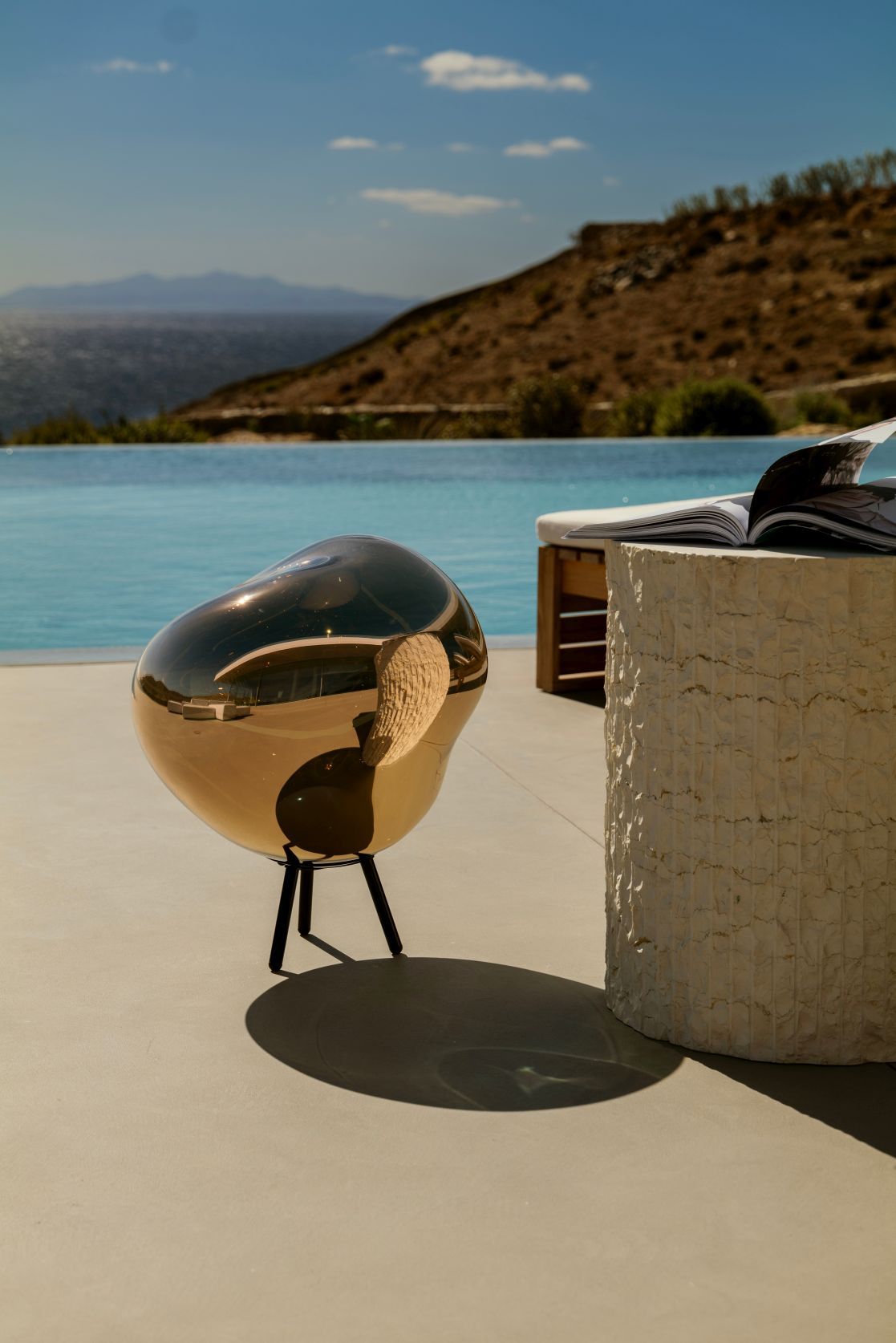 Melt Large LED tragbare Boden-/Hängeleuchte Opal Tom Dixon