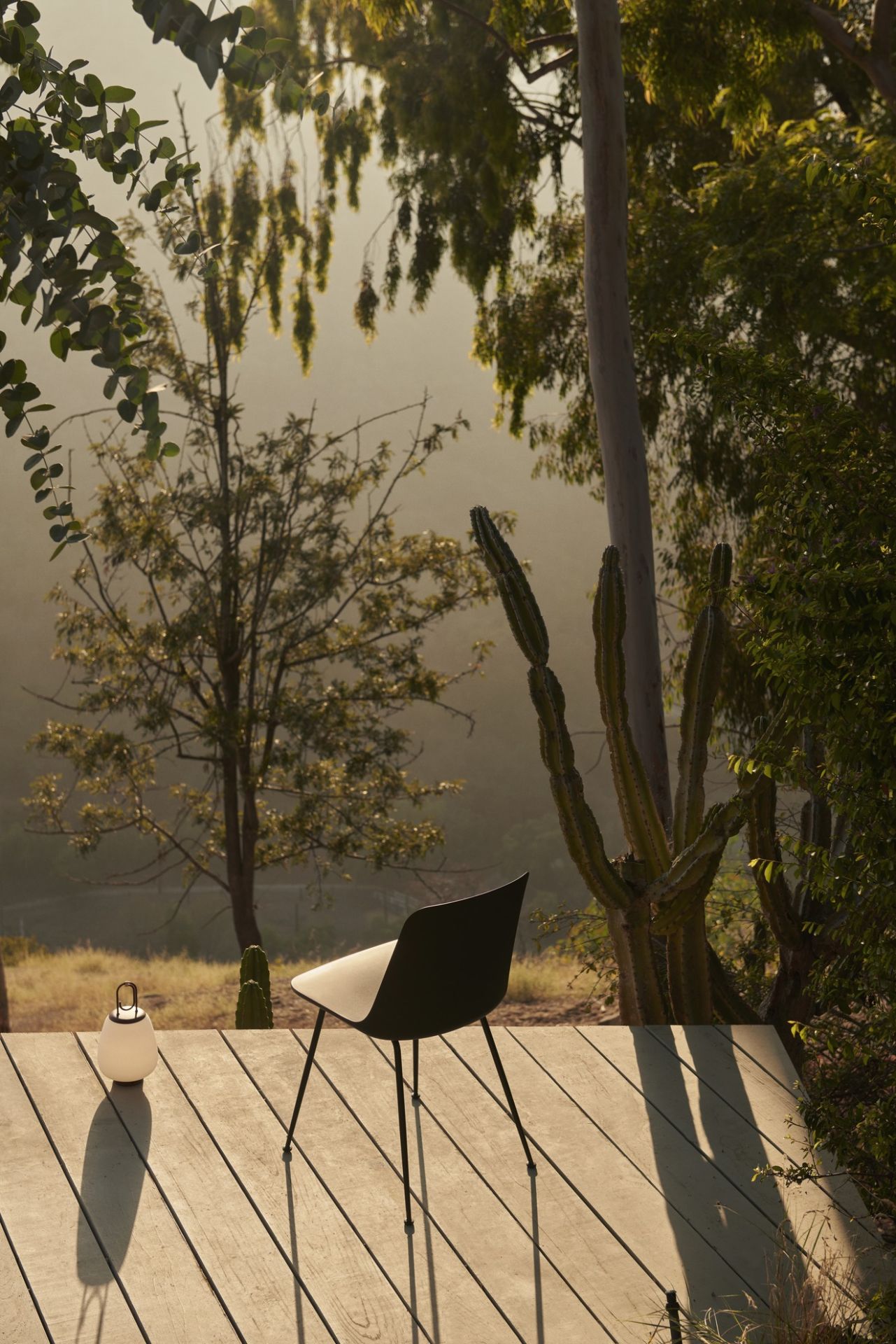 Rely HW70 Outdoor Chair Stuhl AndTradition