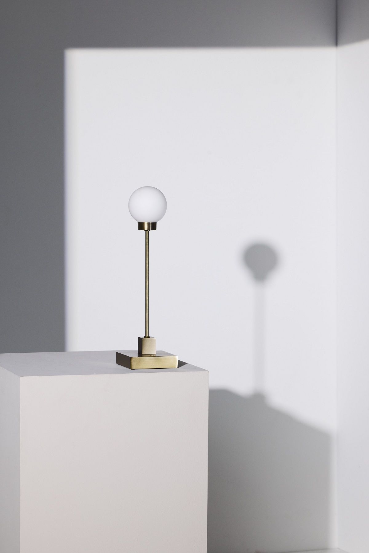 Snowball Portable Table lamp Tischleuchte / Akkuleuchte Northern