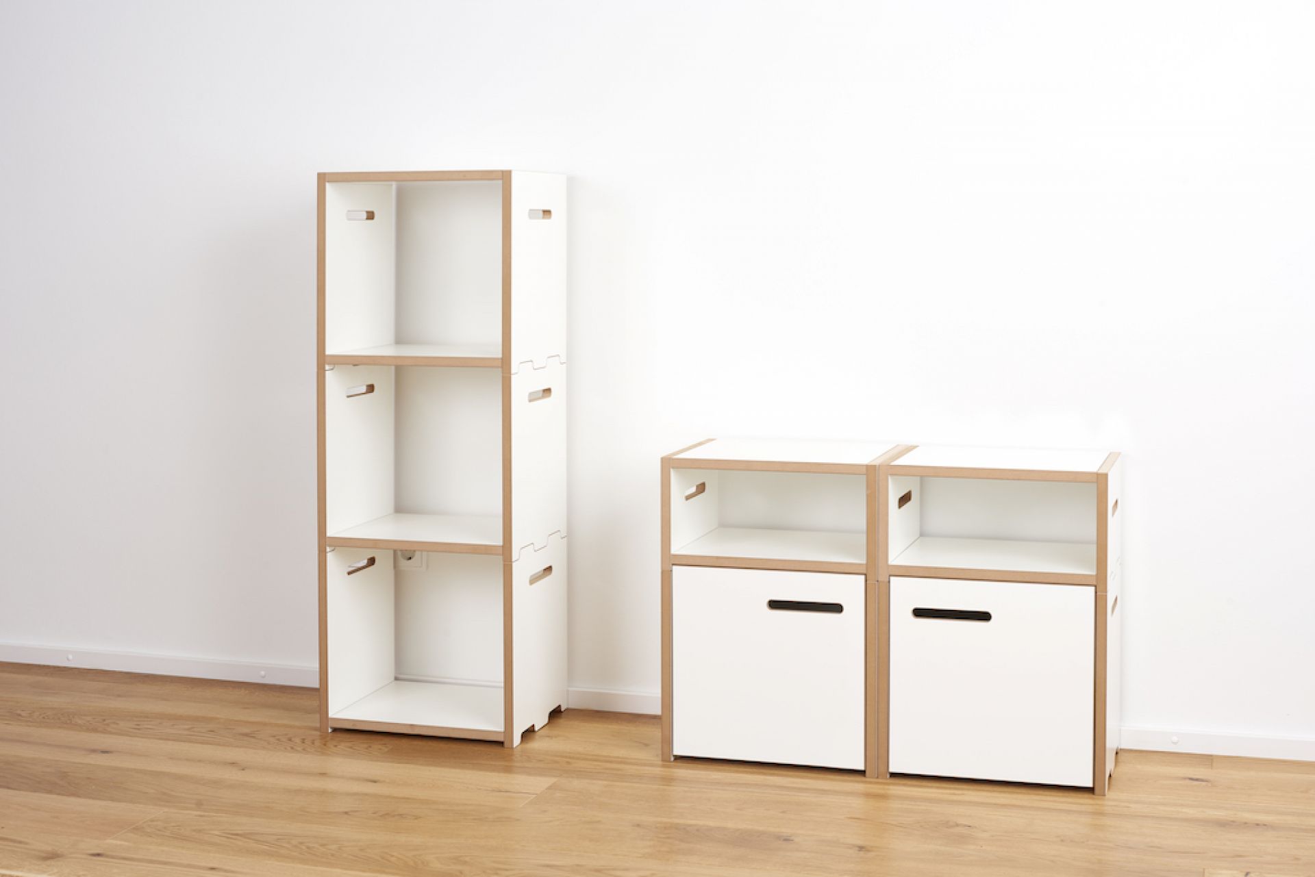 Tojo Halbstark Grundmodul Niedrig Regalserie Tojo Tojo Halbstark Grundmodul Niedrig Regalserie Tojo