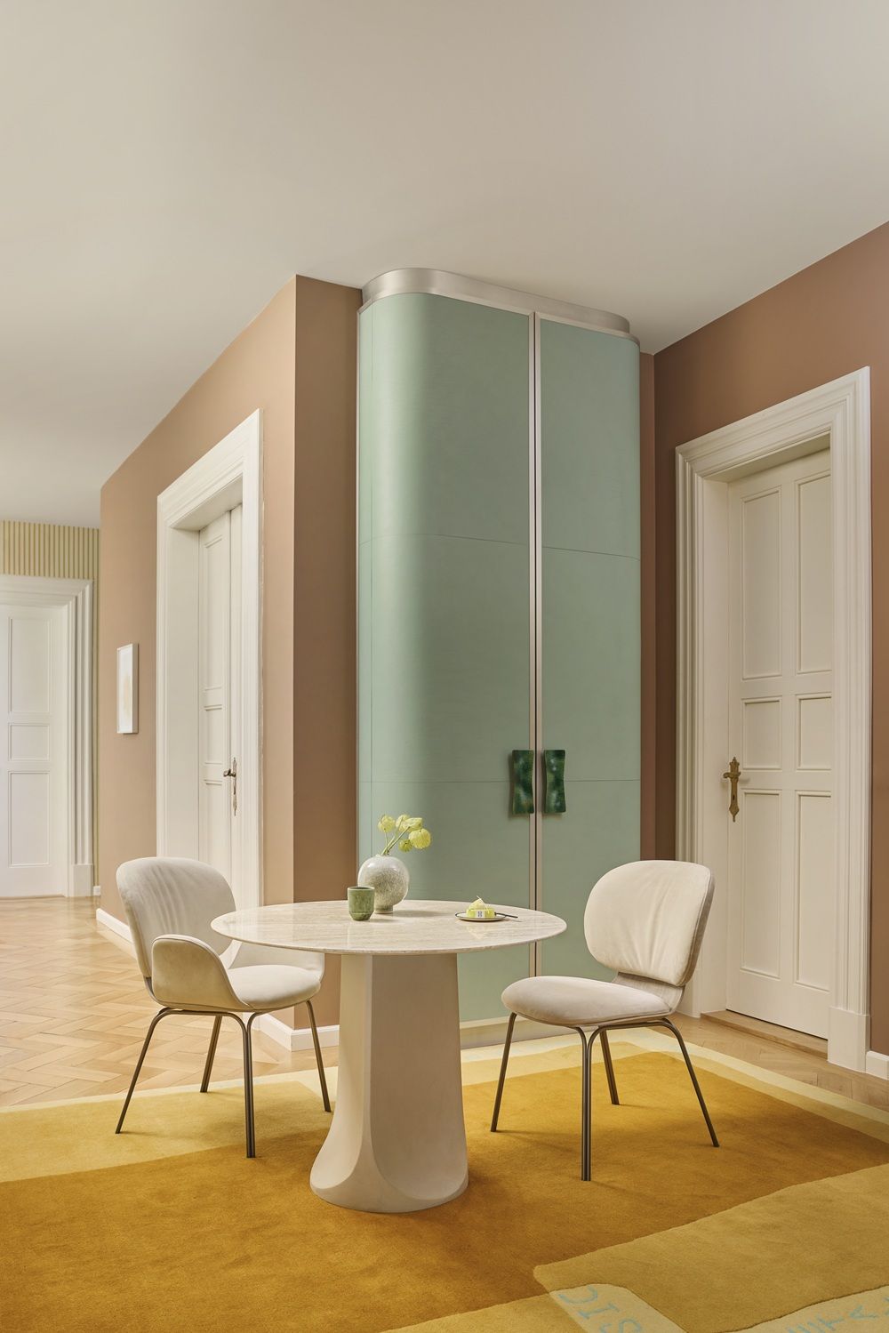 Ivy Armchair Armlehnenstuhl Freifrau Manufaktur