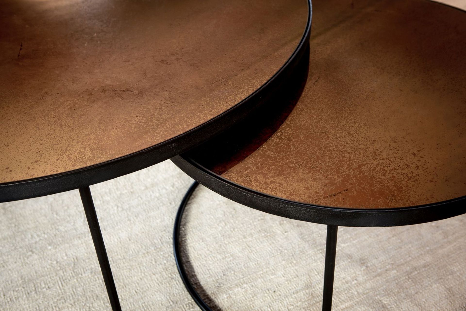 Nesting Couchtisch 2er Set bronze Ethnicraft