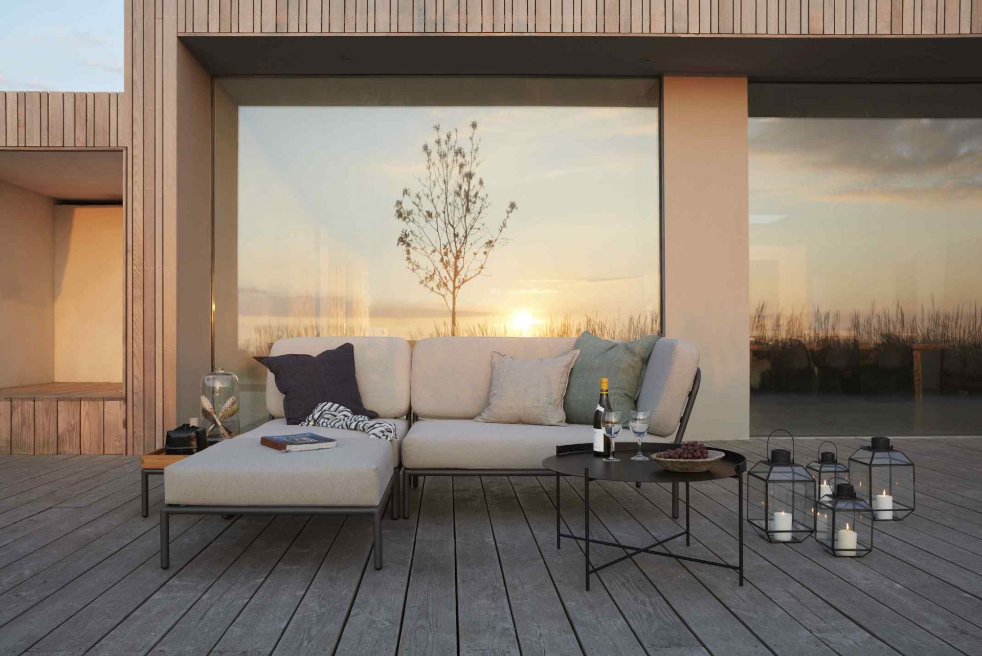 Level Side Table Outdoor Beistelltisch Houe   