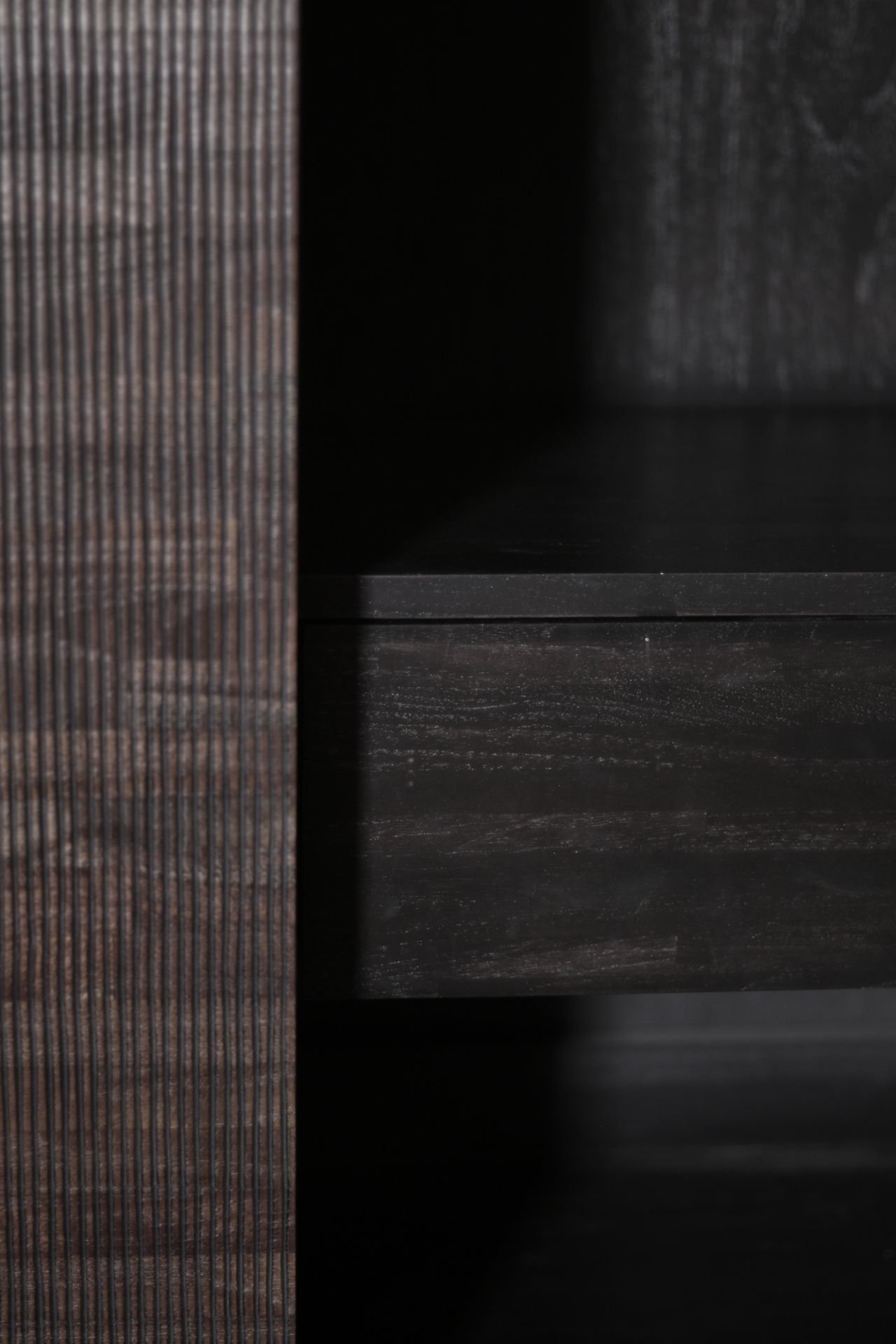 Teak Grooves Schrank Ethnicraft
