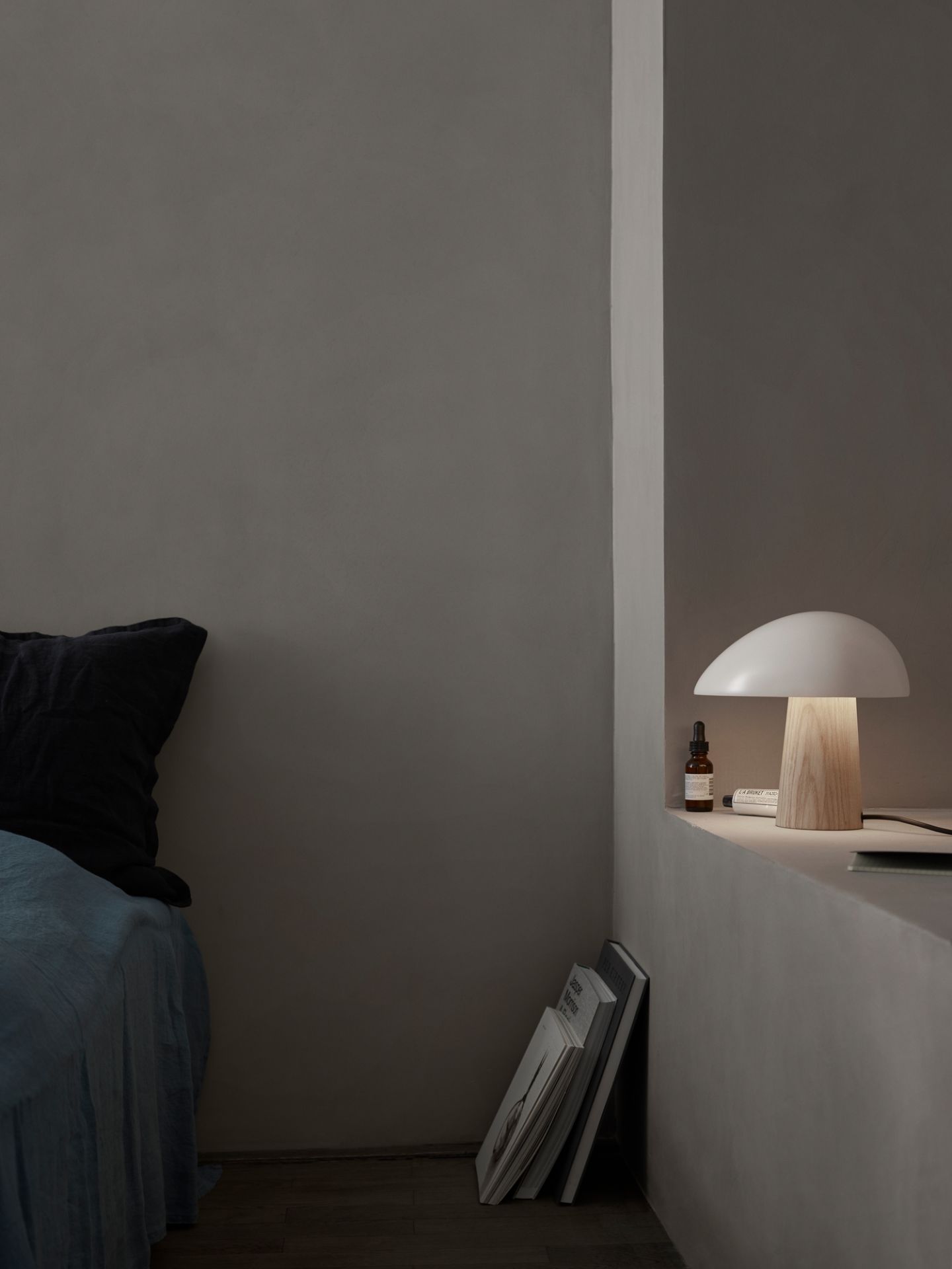 Night Owl Tischleuchte Mitternachtsblau Fritz Hansen