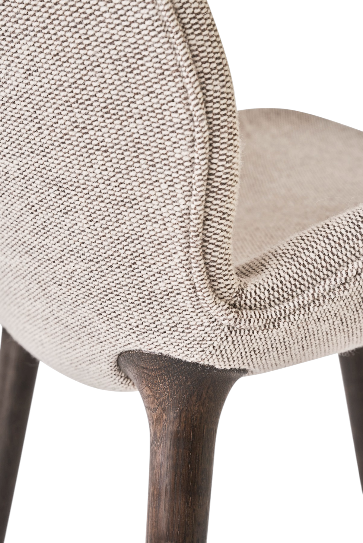 Lodge Stuhl Eiche dunkel / Brook Beige Vipp EINZELSTÜCK Lodge Stuhl Eiche dunkel / Brook Beige Vipp EINZELSTÜCK