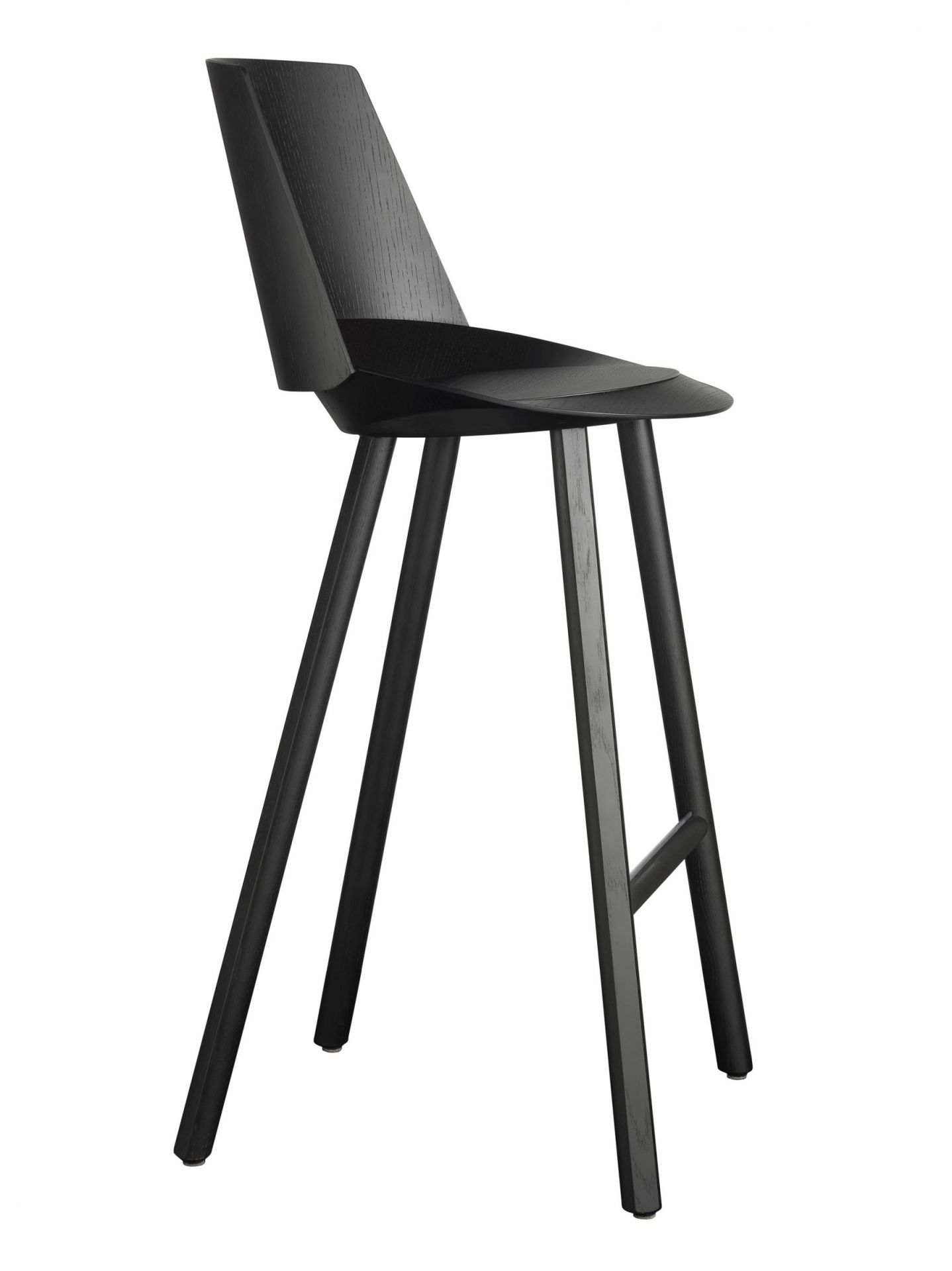 ST10 Jean Hocker mit Rückenlehne e15