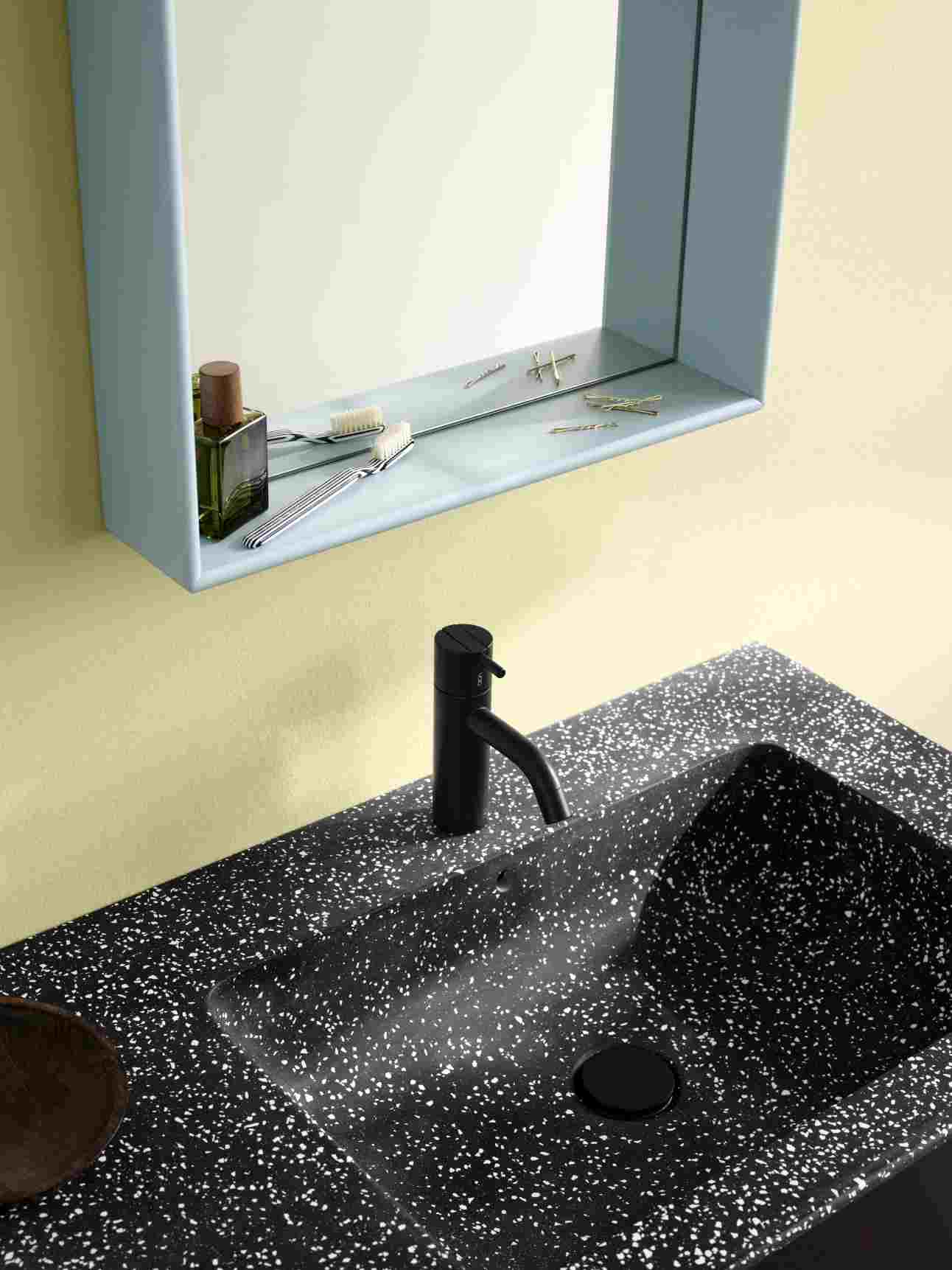 Colour Frame Mirror Shelfie Spiegel Montana