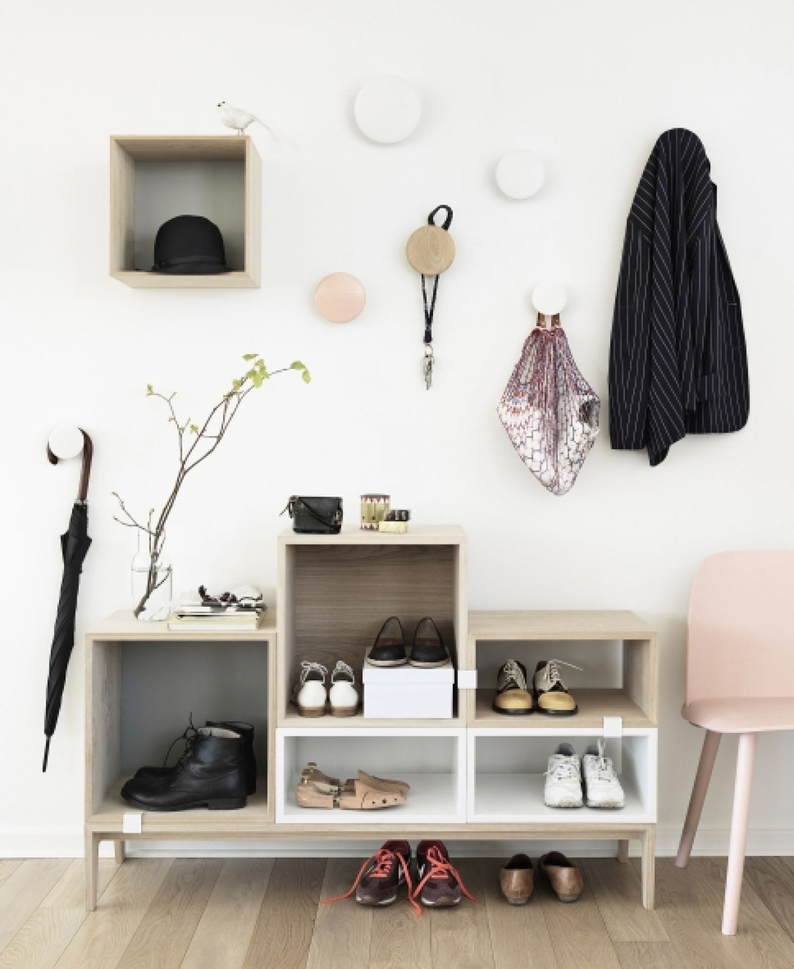 The Dots Large Holz WEISS Garderobenhaken Muuto EINZELSTÜCKE 