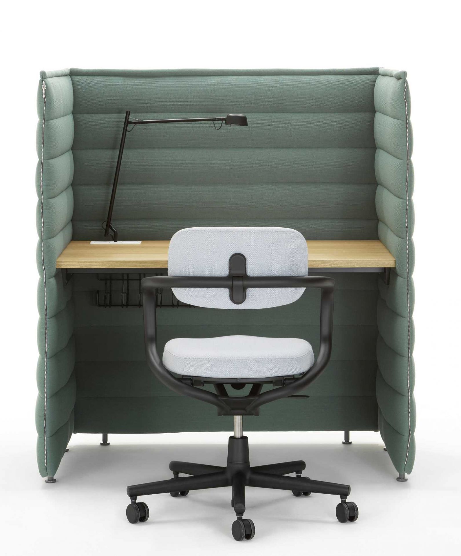 Alcove Plus Desk Medium Schreibtisch Vitra