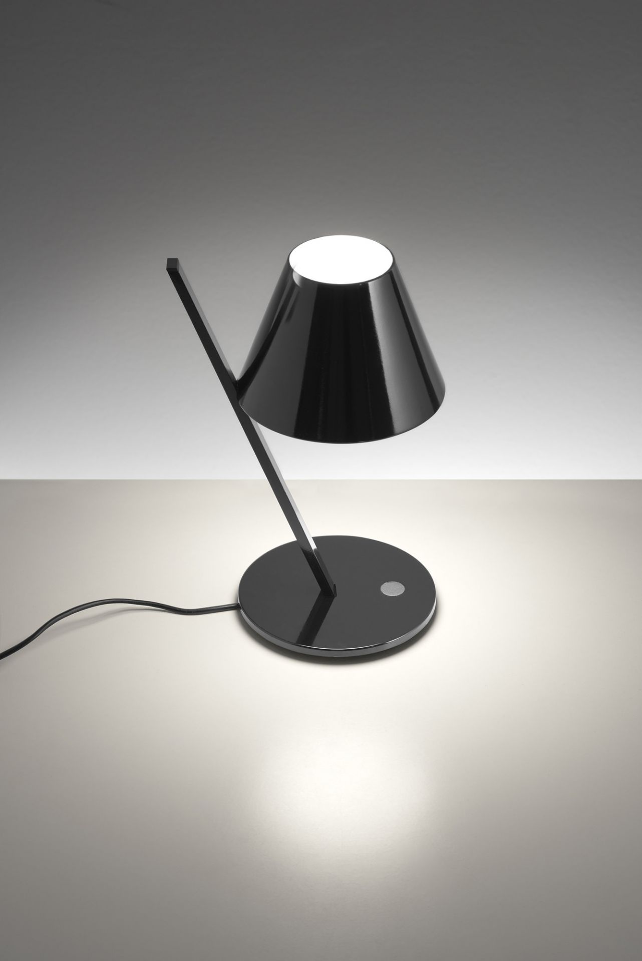 La Petite Tischleuchte Schwarz Artemide EINZELSTÜCK