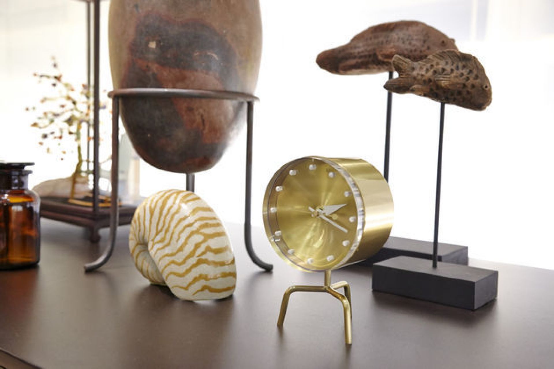 Tripod Clock Tischuhr Vitra