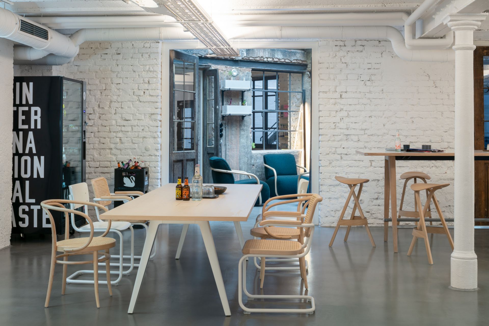 1500 Tisch Thonet