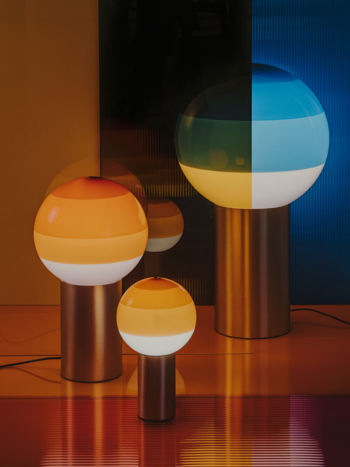 Dipping Light S LED Tischleuchte Marset Bernstein - Messing